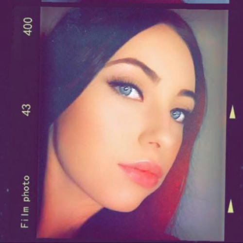 Nina M. profile photo