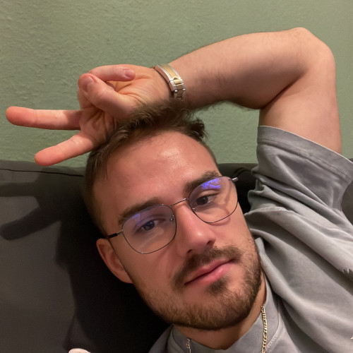 Julian S. profile photo