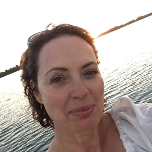 ChrisTine R.