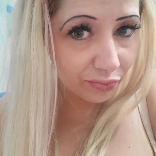Holly G.
