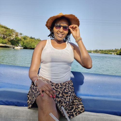 Salima l. profile photo