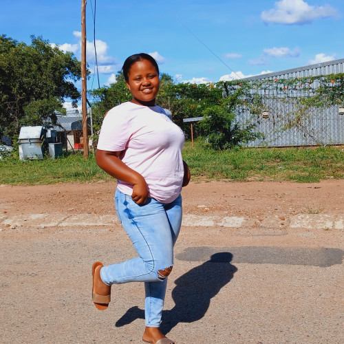 Karabo  M.