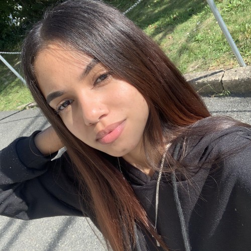 Lianne S.