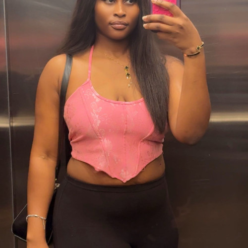 Elizabeth J. profile photo