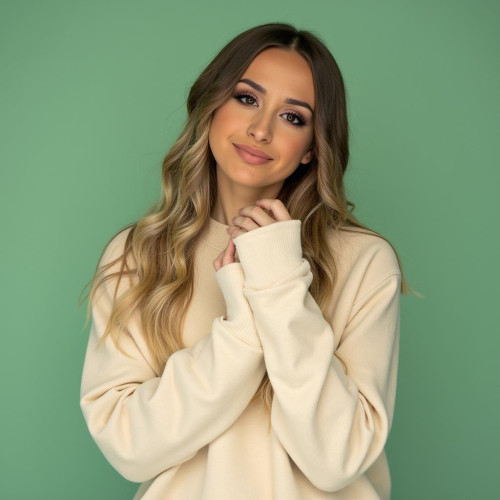 Mia S. profile photo