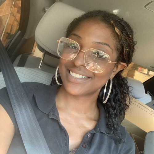 Liz R. profile photo