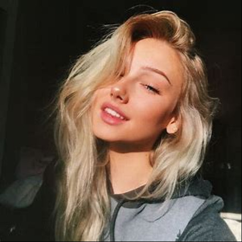 Lea B.