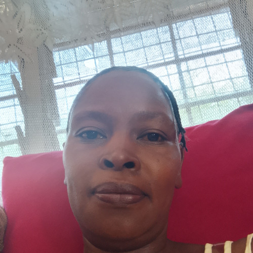 ESTHER M. profile photo