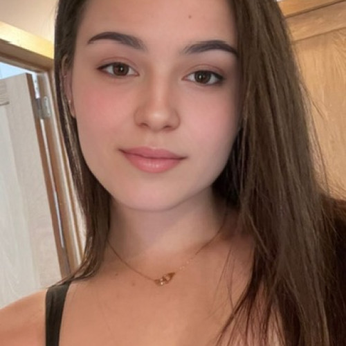 lucy z. profile photo