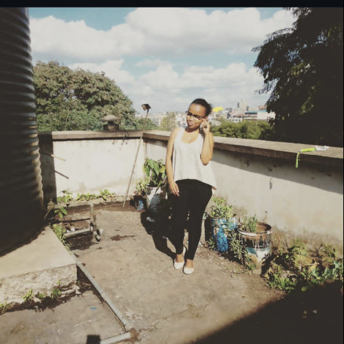 Rozey M. profile photo