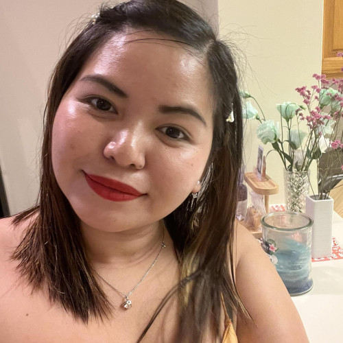 karizza  v. profile photo