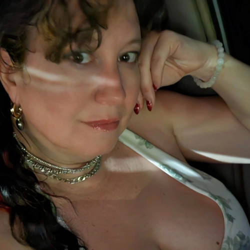 Iris N. profile photo