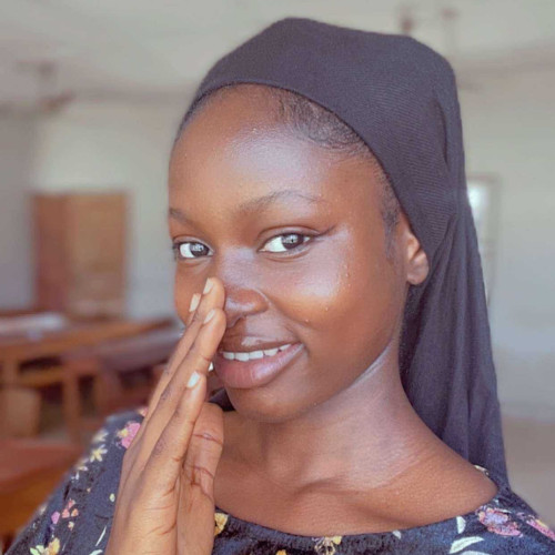Akindileni L. profile photo