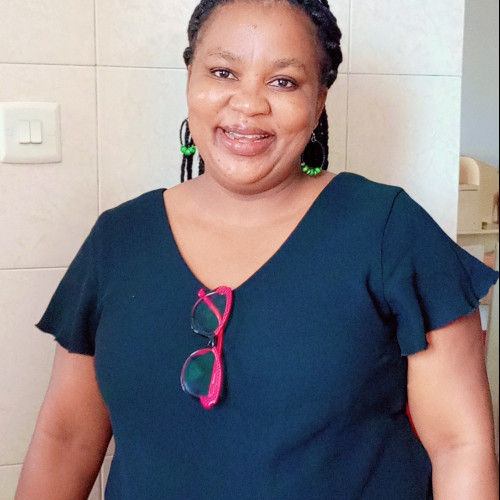 Esther L. profile photo