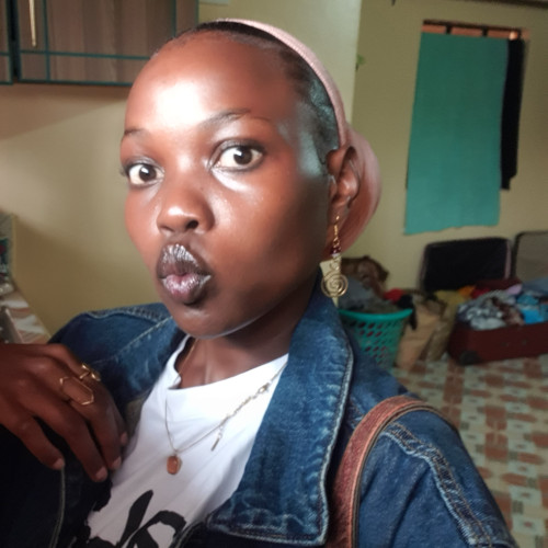 Esther M. profile photo