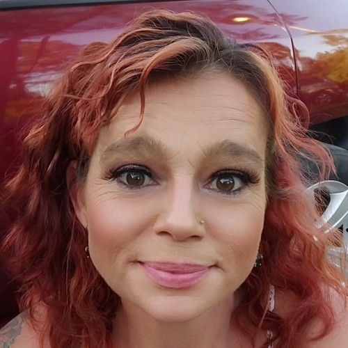 Cassandra  L.