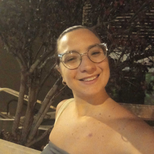 Francesca Clara R.