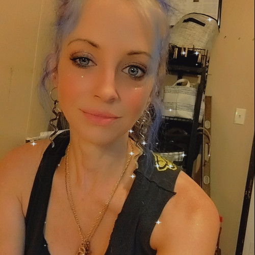 Amanda R.