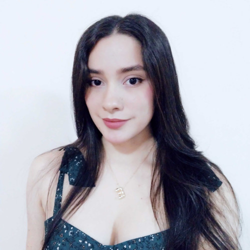 Emy B.