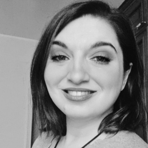 Ilaria A.