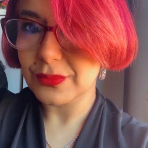 Mouna H. profile photo