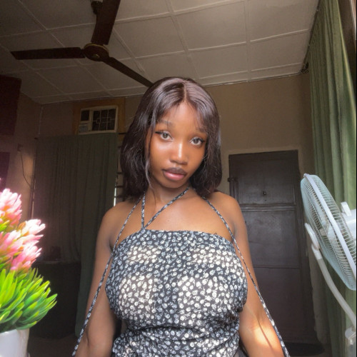 ivon u. profile photo