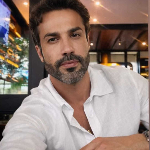 leo k. profile photo