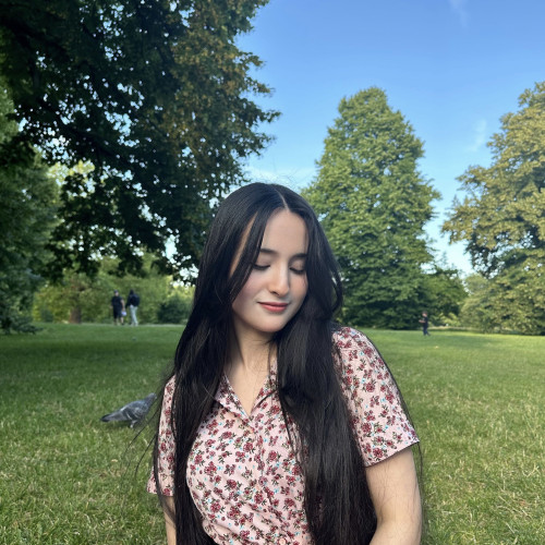 Amira e. profile photo