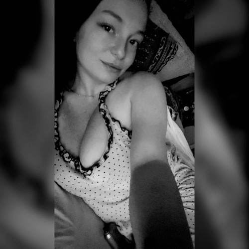 Scarlet J. profile photo
