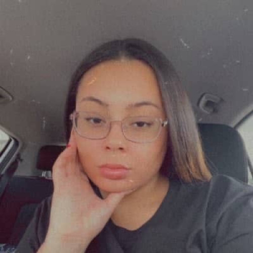 Clara  J. profile photo