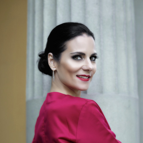Angela R.