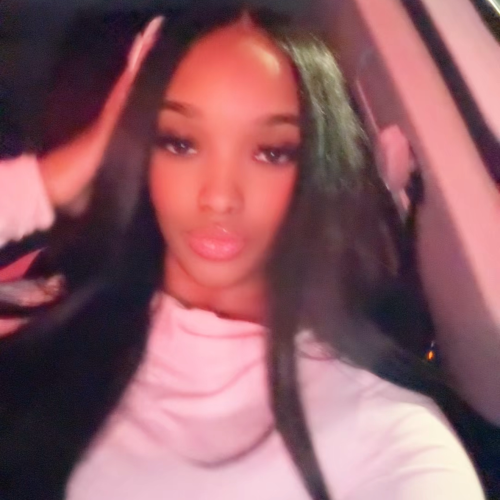 sanaa l. profile photo