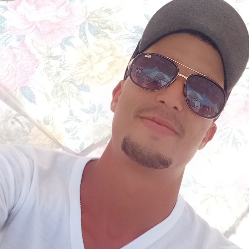 Idriss A.