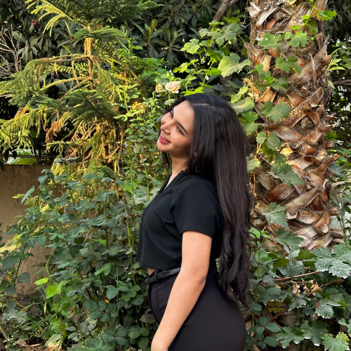 nelia k. profile photo