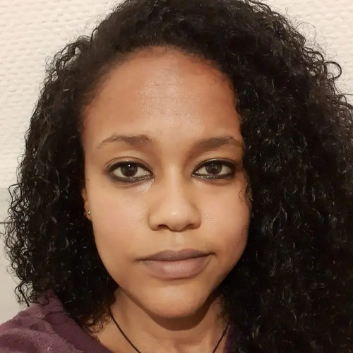 Mia K. profile photo