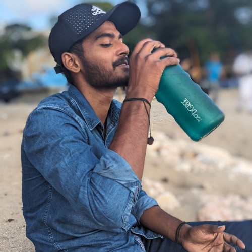 praju g. profile photo