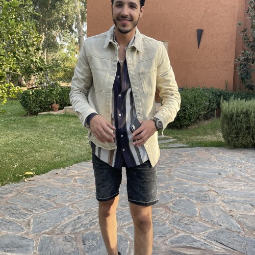 Larbi A. profile photo