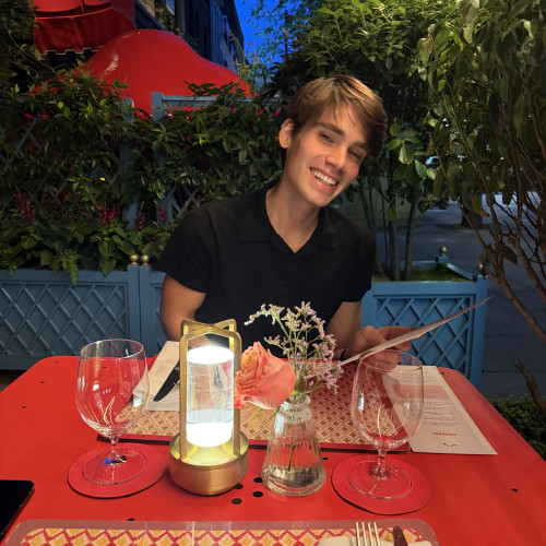 Oliver  S. profile photo