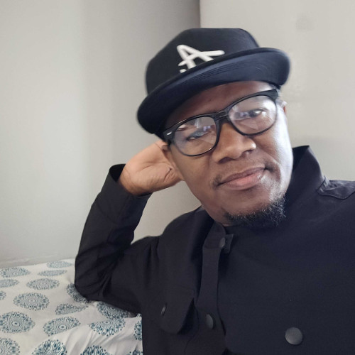 jujmen J. profile photo