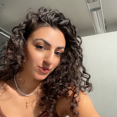 Elisa D.