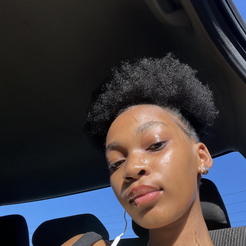 Enhle X. profile photo