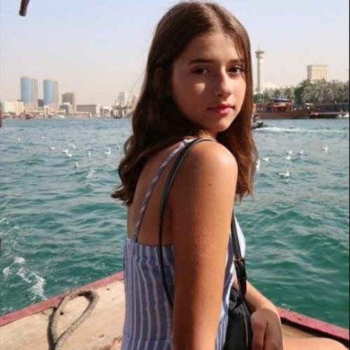 Carlota V. profile photo