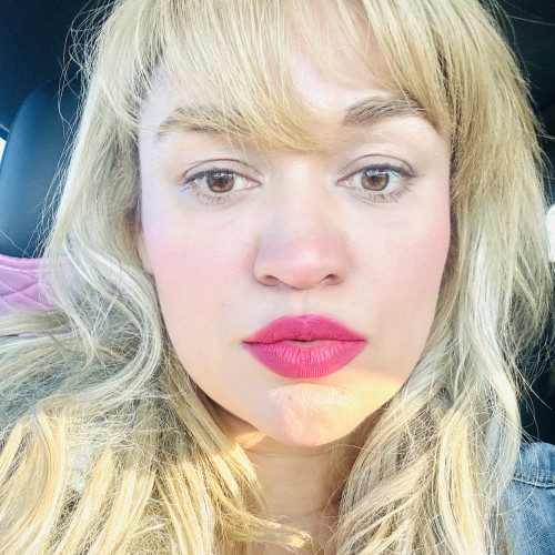 Claudia S. profile photo