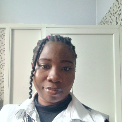 Chine E. profile photo