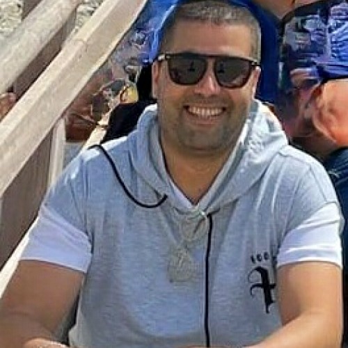 Soufiane  E.