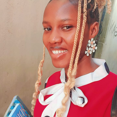 Esther O. profile photo