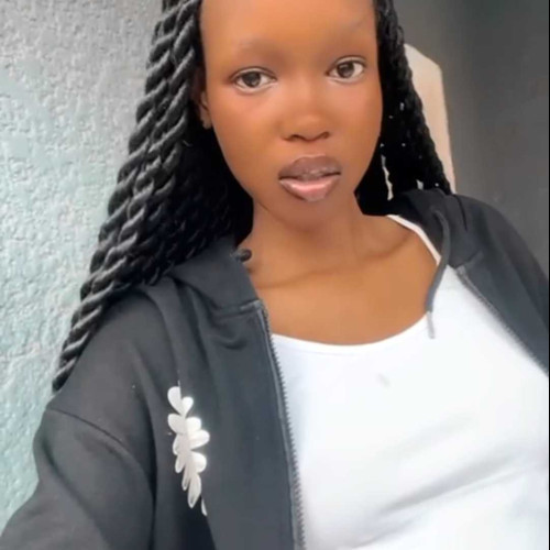 chloe d. profile photo