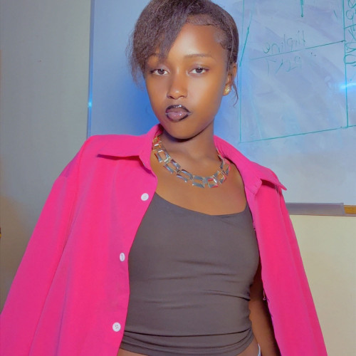 sarafinah w. profile photo