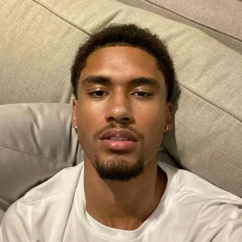 Tay L. profile photo