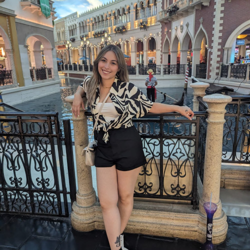 Laura C. profile photo